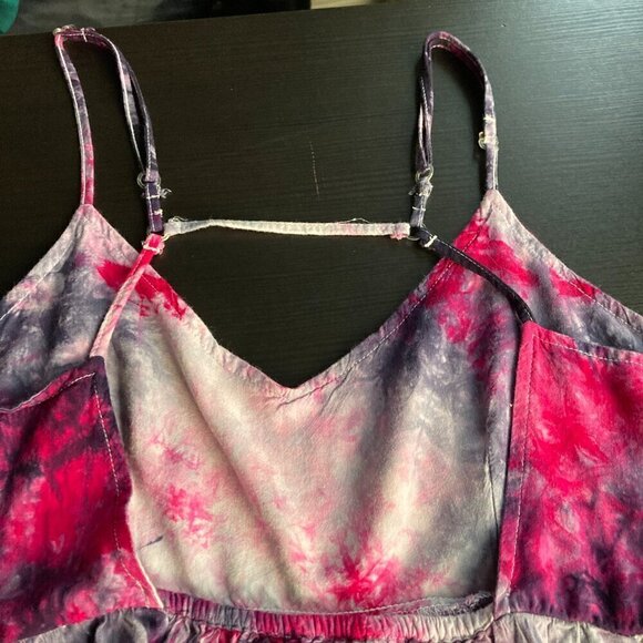 TIE DYE SPAGUETTI STRAP CAMISOLE/WAIST RUFFLE SIZE SMALL OPEN BACK - Picture 5 of 9